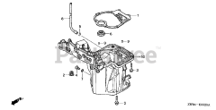 Honda BFP8 D2 XRA (BAAJ) - Honda Outboard Engine, Made in Japan (SN: BAAJ-1100001 - BAAJ-9999999) OIL CASE
