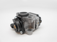 Echo A021002120 Carburetor - image 5