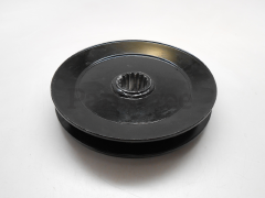 Toro 99-4614 Pulley And Hub Assembly - image 1