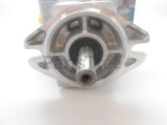 Exmark 1-321008 Pump - image 5