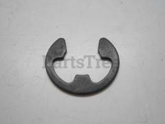 Gravely 018053 External Retaining Ring, .625 X .042 - image 1