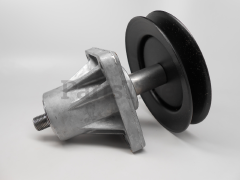 MTD 918-0660 Spindle And Pulley Assembly, 5.75" Dia Pulley - image 2