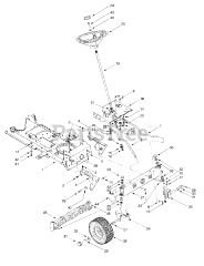 Yard Machines 14AU807P352 - Yard Machines Garden Tractor (2000) (Walmart)