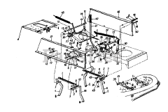 Yard Machines 13AS695G372 - Yard Machines Lawn Tractor (1997) (Hechinger)