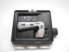 Briggs & Stratton 692673 Air Cleaner Base With Primer - image 1