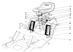 Toro 57360 (11-32) - Toro Lawn Tractor (SN: 001000001 - 001999999) (1981)
