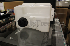 RedMax 581290101 Tank Assembly, 2.5gal Non-Epa - image 3