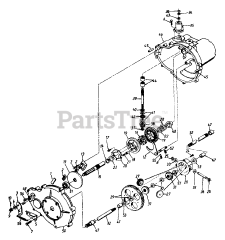 White Outdoor FST-15 (135R616G190) - White Outdoor 42" Lawn Tractor (1995)